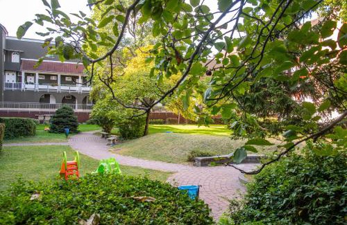 Ferencvaros Apartment | Stylishly decorated apartment in great location