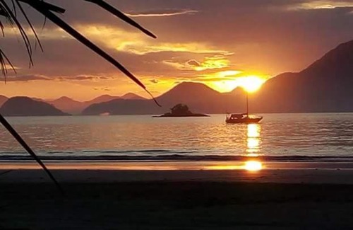 Ubatumirim House | Suíte a beira mar em Ubatuba-SP