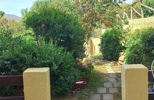 Chia House | Su Giudeu, Viale Aquilone, n. 16 - family beach house