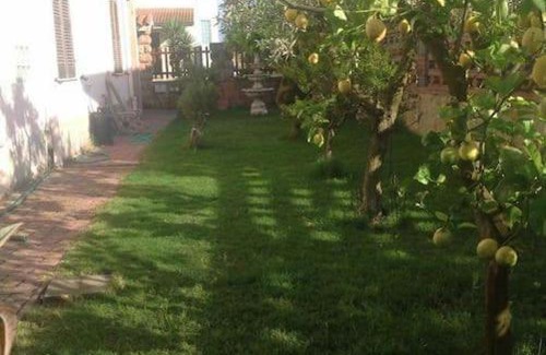 San Giovanni Suergiu House | Su Suergiu