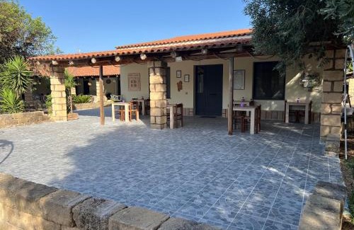 Riola Sardo House | Su Tasuru