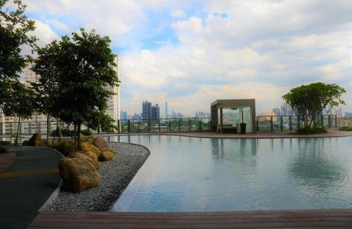 Taman P Ramlee Apartment | Suasana Homestay Kewingston Platz