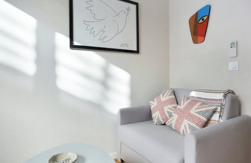 Saint-Merri Apartment | Sublime and new Studio Le Marais/Beaubourg