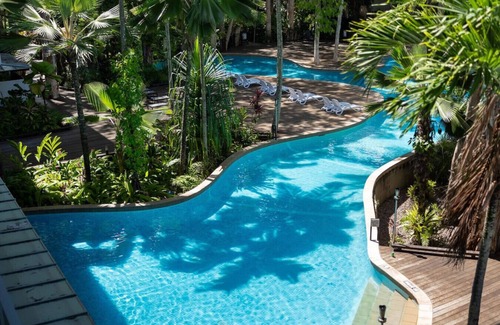Palm Cove Apartment | Sublime Palm Cove 2BR Beachfront Apt - Lagoon Pool