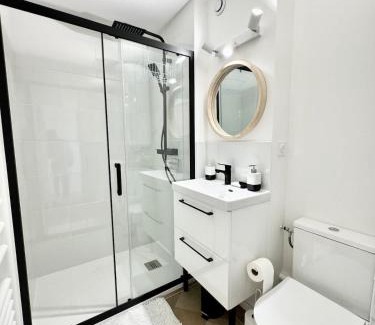 Guidel Apartment | Sublime T2 refait à neuf - Vue mer 180 - Piscine