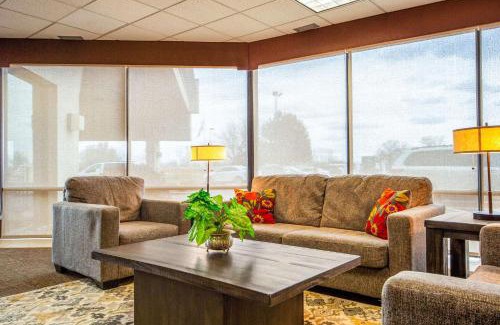 Grand Island Hotel | Suburban Studios I-80 Grand Island