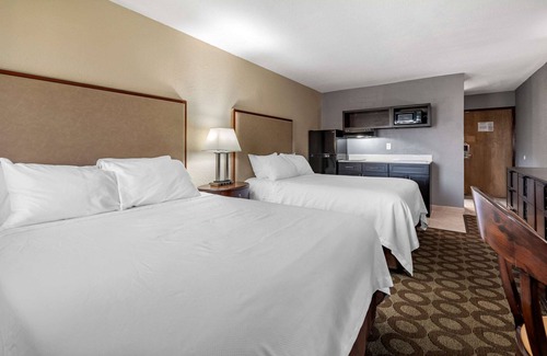 Lafayette Hotel | Suburban Studios Lafayette