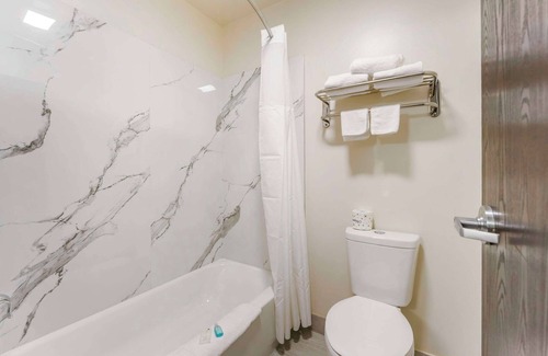 LaVale Hotel | Suburban Studios LaVale-Cumberland