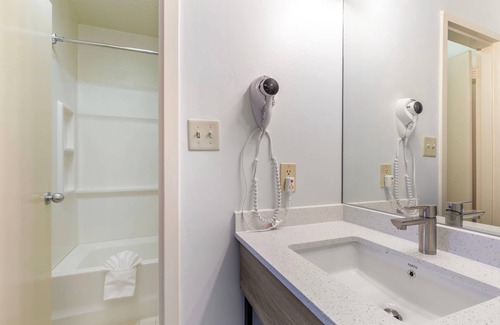 Tysons Hotel | Suburban Studios Tysons Corner