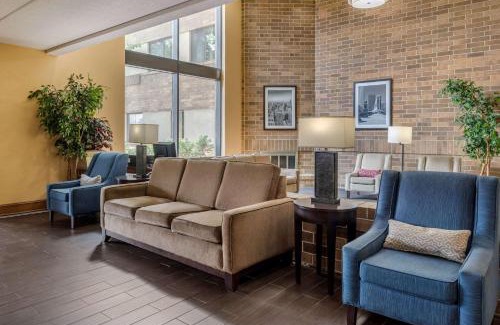 Arlington Heights Hotel | Suburban Studios Arlington Heights Elk Grove