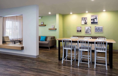 Watford City Hotel | Suburban Studios Watford City