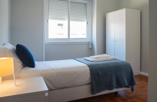 Sao Joao de Deus House | Succeed Campo Pequeno Guest House
