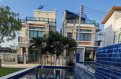 Cha-am House | Suchawaliaat sea Villa(889/98) with kitchen