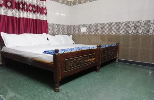 Allagadda Hotel | sudharshan complex