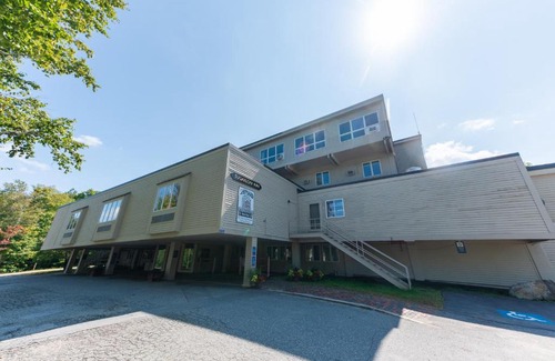 Carrabassett Valley Hotel | Sugarloaf Inn