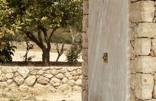 Pesada Villa | Sui Generis Villa