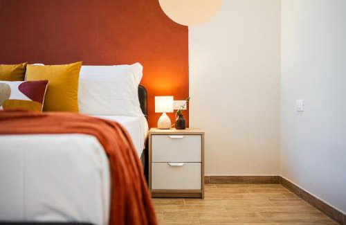 Historic Center Apartment | Sui Tetti di Bologna centro, Casa Dei Colori
