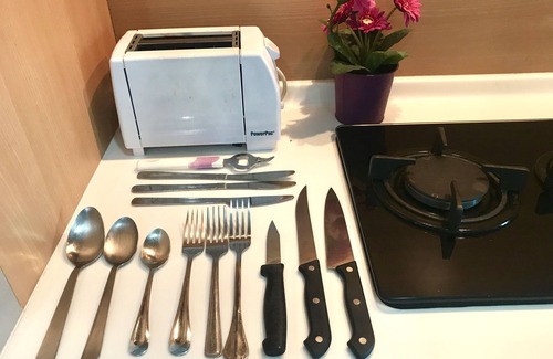 Golden Triangle Apartment | Suira KLCC city view siwmming pool 2b2b suites#6