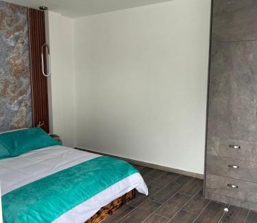 Chimborazo Province Apartment | Suit Exclusiva y elegante