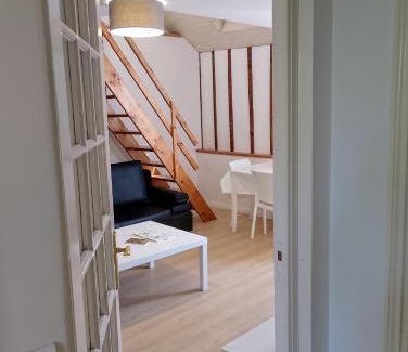 Villeneuve Apartment | Suit Mary
