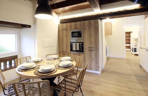 Hermandad de Campoo de Suso Apartment | Suitable. VICTORIA (LAS CASONAS DE DON PEDRO GROUP)