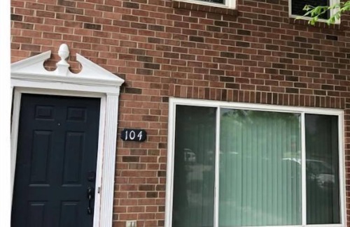 Madison House | Suite 104 in Madison. “Stay Awhile”