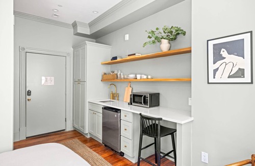 Dupont Circle Apartment | Suite 3B at Maison Dupont, a Dupont Circle Inn