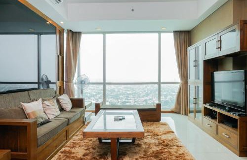 Bangka Apartment | Suite 3BR Kemang Village Apartment By Travelio