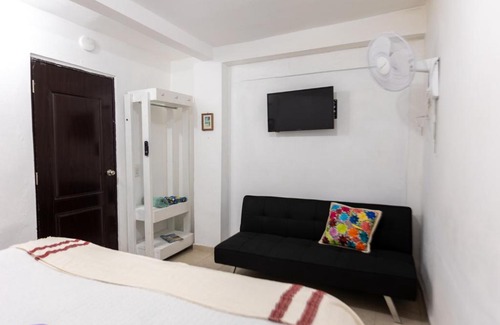 Esperanza Apartment | Suite 8 Yuisa