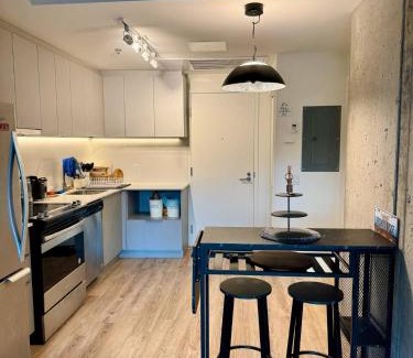 Cite Multimedia Apartment | Suite Chic Vue Vieux-Port