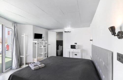 San Fernando House | Suite con terraza y jacuzzi privada en Maspalomas