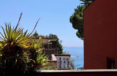 Varazze House | Suite Crudi On the Sea