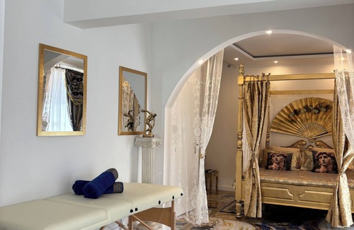 Cadereau Apartment | Suite d'Aphrodite - SPA, hammam,balneo,massage table center Nîmes