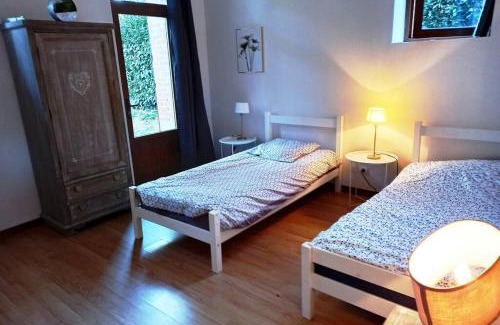 Agonges Apartment | Suite dans le jardin du Château