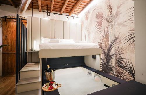 Rome City Centre Apartment | Suite del Grillo - Fori Imperiali - Il Nido d'Amore