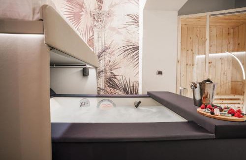 Rome City Centre Apartment | Suite del Grillo - Fori Imperiali - Il Nido d'Amore