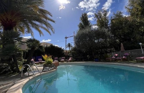 Vence House | Suite double bed + sofa bed with terrace (11)