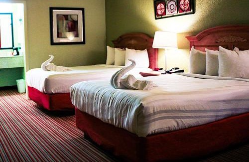 Mattoon Hotel | Suite Dreams Hotel
