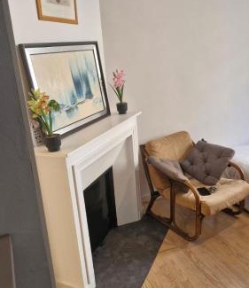 Saint-Helier Apartment | Suite Etonnant Voyageur - Gare&TNB à 100 m - 4 personnes