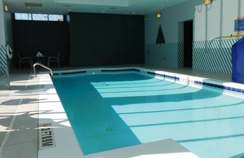 Duluth House | Suite for Your Vacation! Near Wild Bill's -S