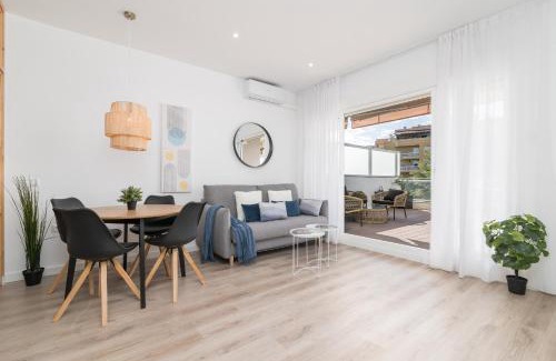 Guadalmar Apartment | Suite Homes Hesperides garden beach