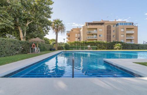 Guadalmar Apartment | Suite Homes Hesperides garden beach