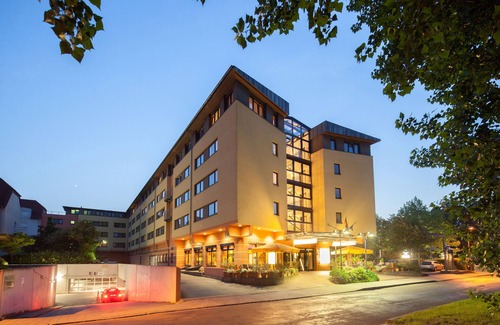 Ost Hotel | Suite Hotel Leipzig - Ferienwohnung mit Küche/bad und 2 Getrennten Zimmern