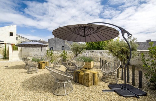 Candes-Saint-Martin Apartment | Suite Indre - Château de Candes Art And Spa