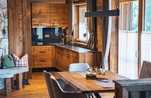 Scharnitz Apartment | Suite Isar at the gate to the Karwendel