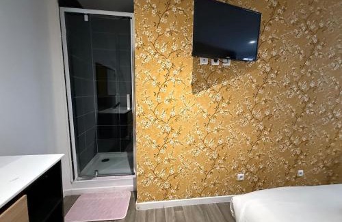 Roubaix Apartment | Suite Jaune #4#- Douceur & confort-self check-in