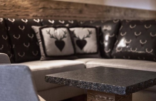 Buchau House | Suite Kaiser Max IV, Auszeit All Inclusive - Familienresort Buchau