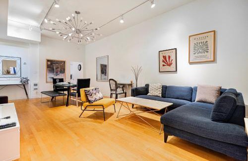 Downtown Montreal Apartment | Suite La Madame - Designer Downtown Nest