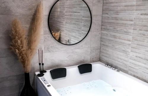 1st Arrondissement Apartment | Suite Les Nébuleuses, Terreaux Capucins
