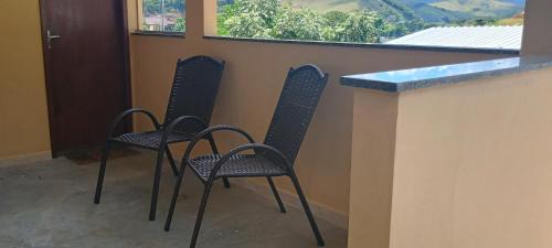 Eugenopolis House | Suite no Terraco com Conforto e Privacidade para trabalho e descanso
